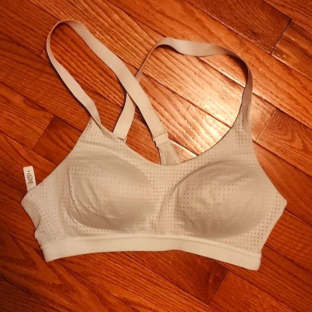 VS sports bra